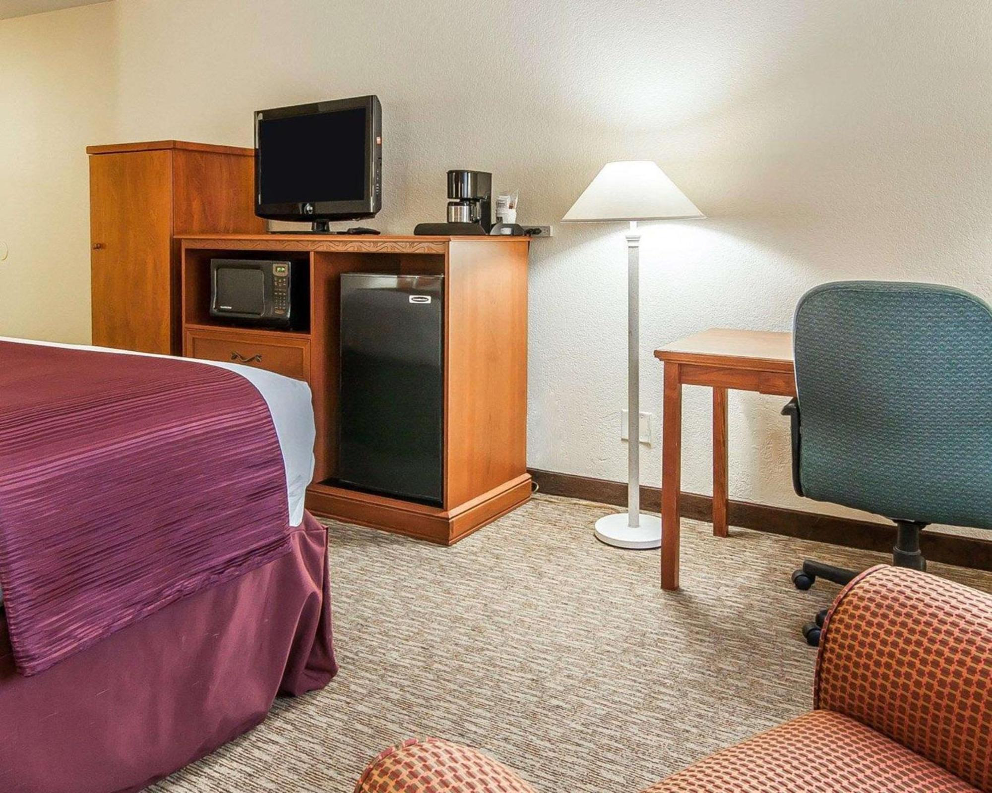Inn Quality Downtown Convention Center 2*