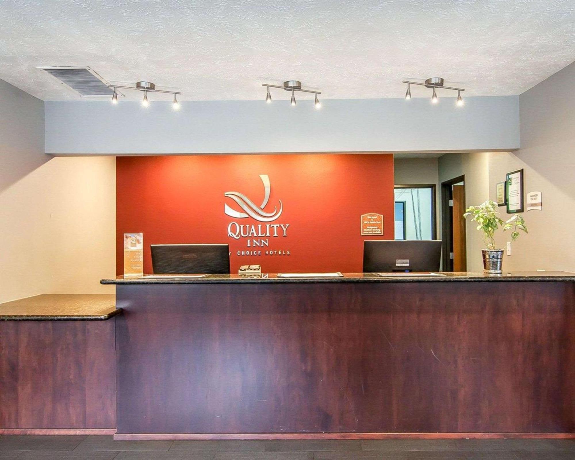 Inn Quality Downtown Convention Center 2*