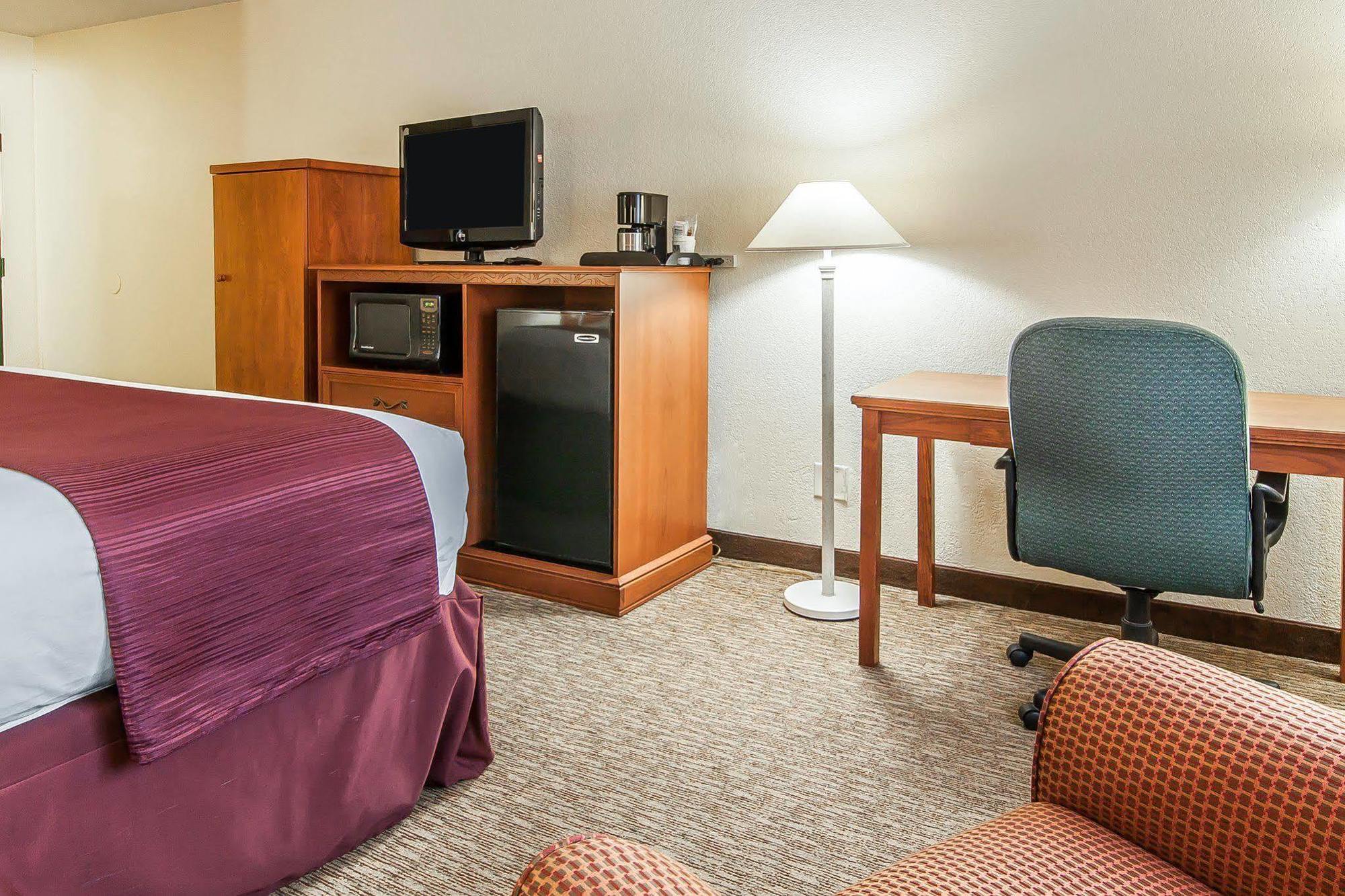 Inn Quality Downtown Convention Center