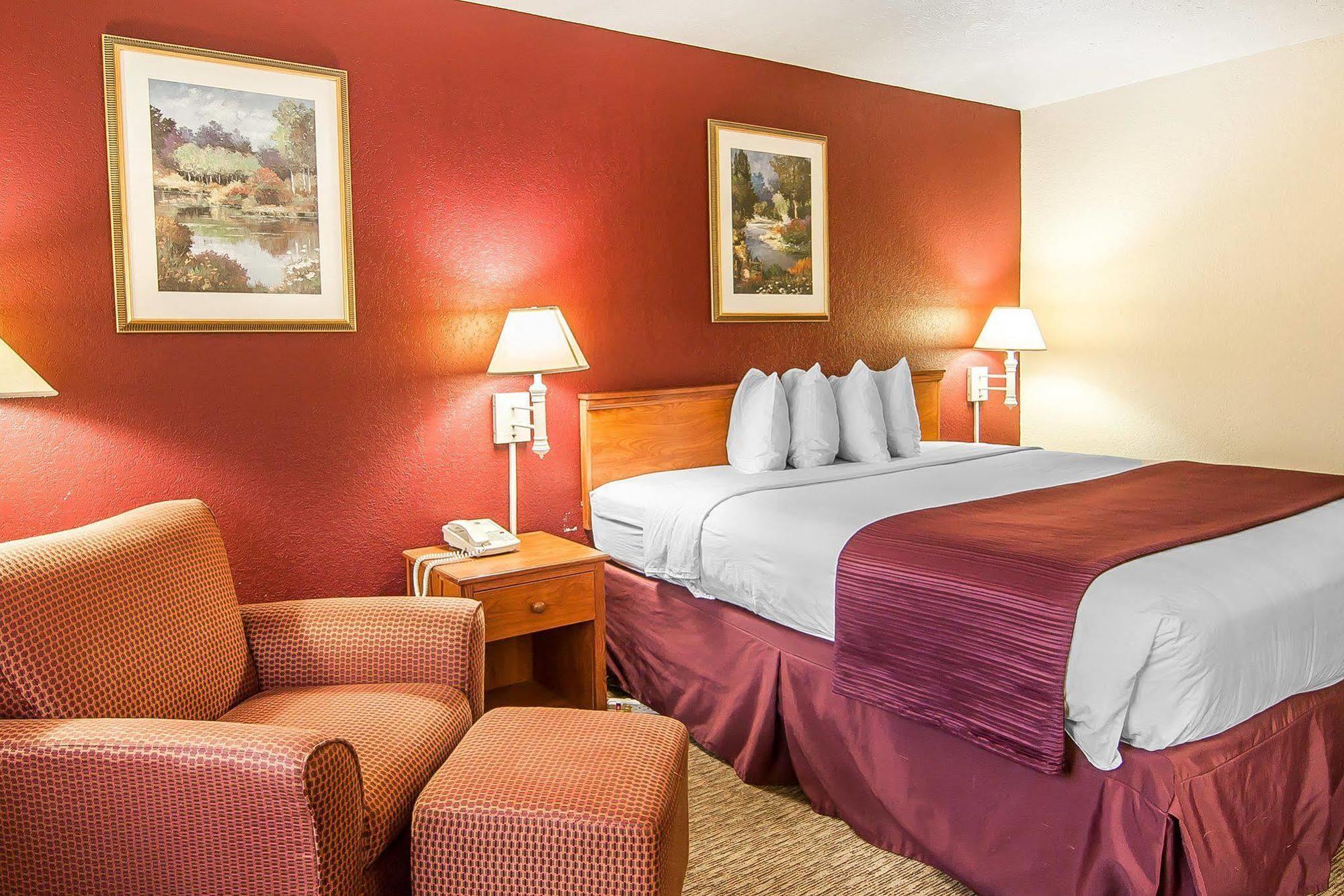 Quality Downtown Convention Center Inn