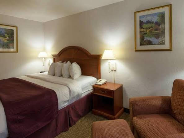 Quality Downtown Convention Center 2* Portland